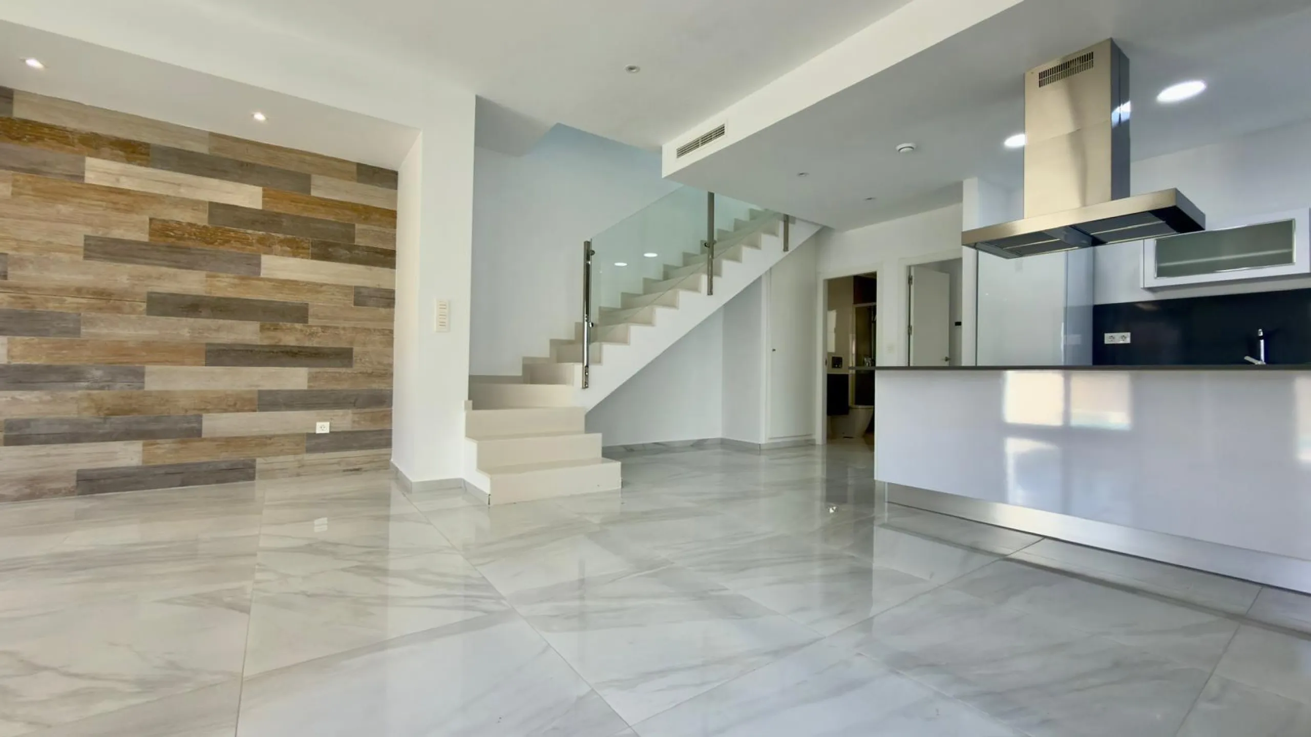 Exclusiva villa en Polop con vistas a las montañas