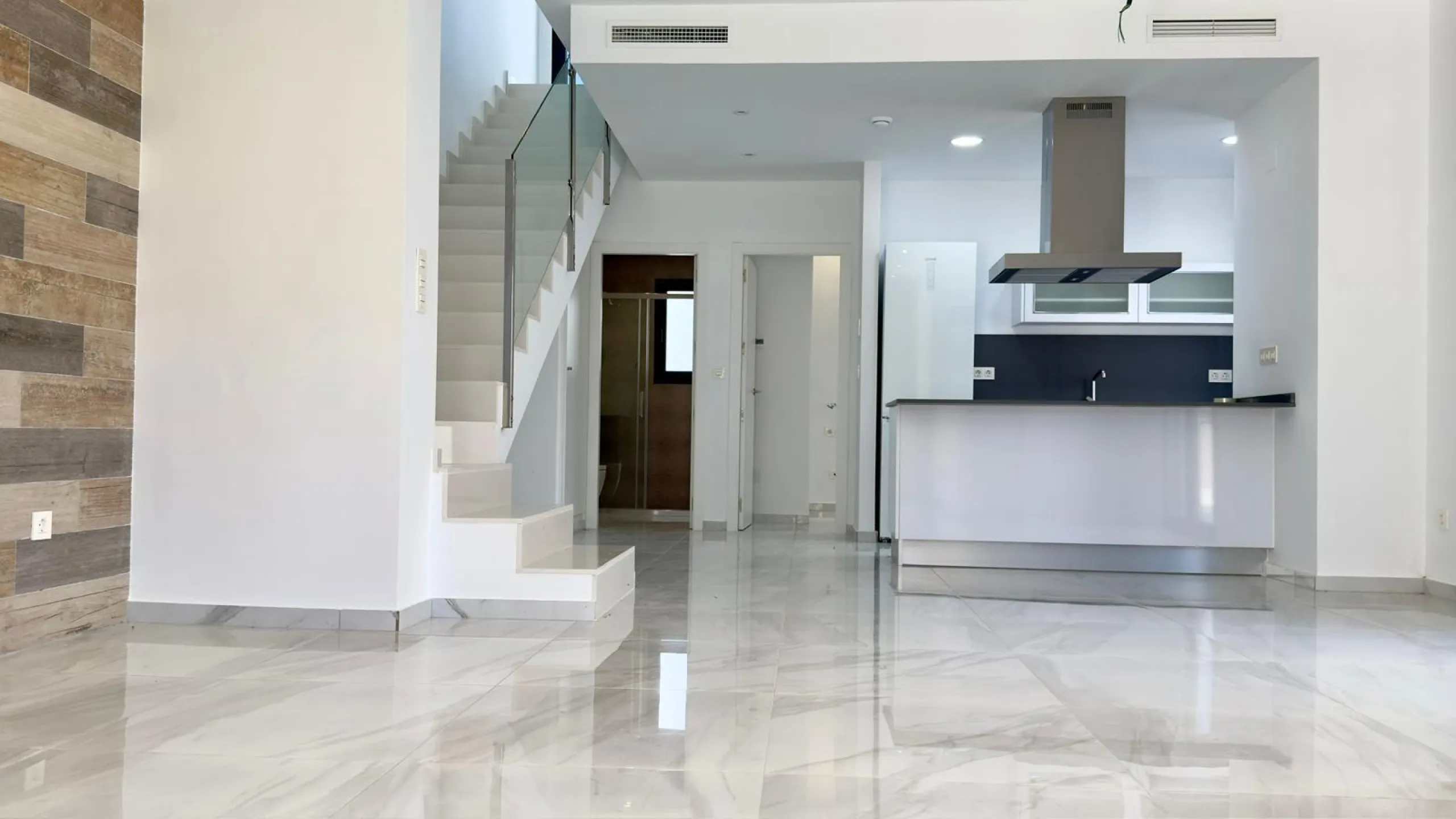 Exclusiva villa en Polop con vistas a las montañas