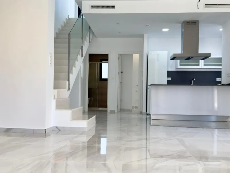 Exclusiva villa en Polop con vistas a las montañas