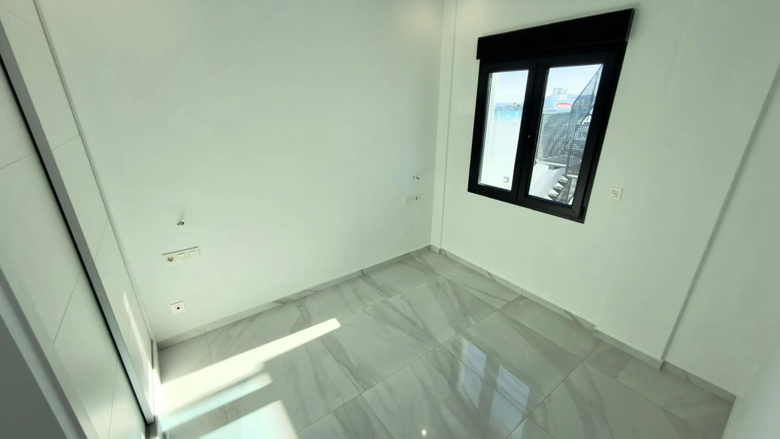 Exclusiva villa en Polop con vistas a las montañas