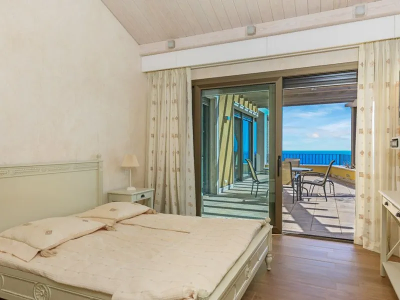 Luxury villa with sea views in Punta Brava, Sant Feliu de Guíxols