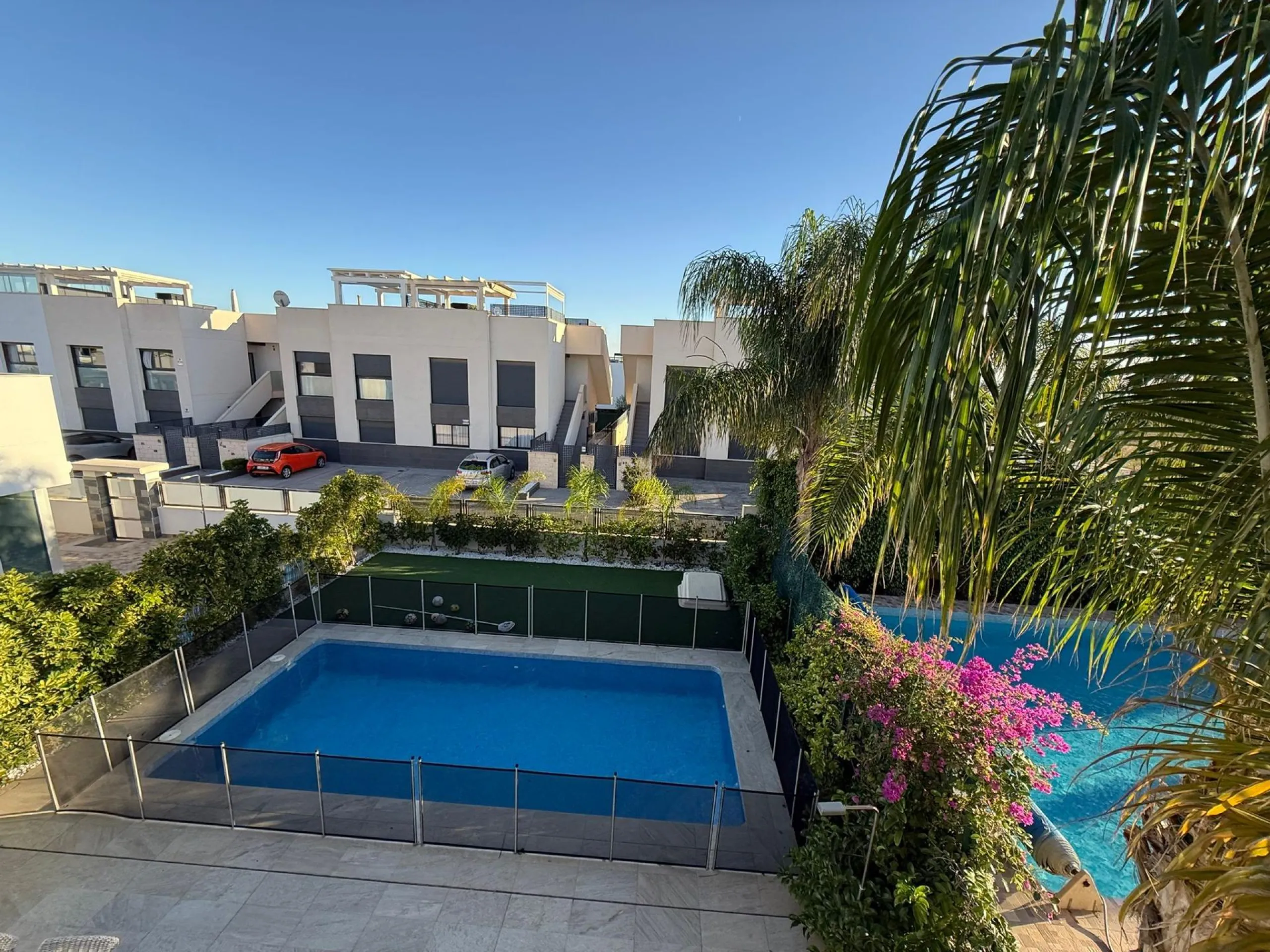 Magnificent detached villa with a plot of 300 m2