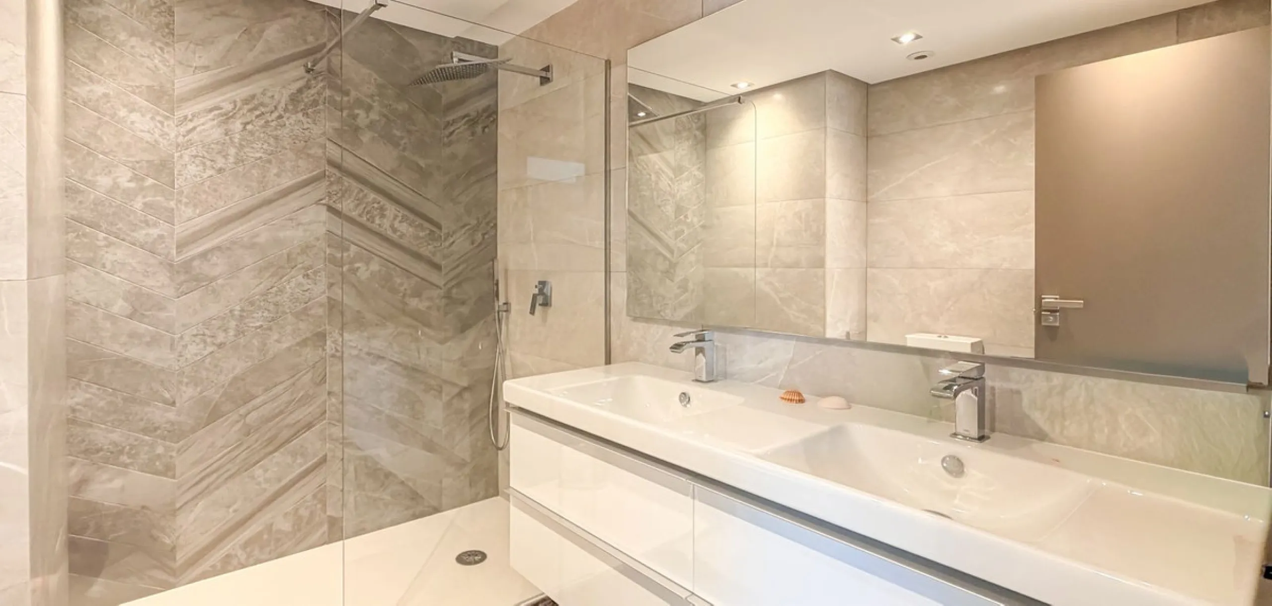 Wunderschöne 2-Zimmer-Wohnung mit 2 Bädern in Grand View – La Cala Golf