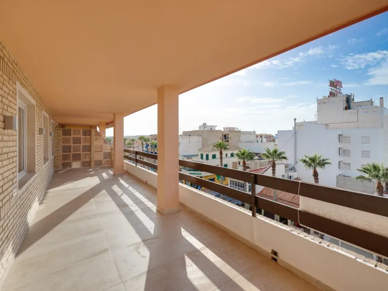 Moderno Apartamento Reformado en Playa de los Náufragos, Torrevieja 3 habitaciones 2 baños