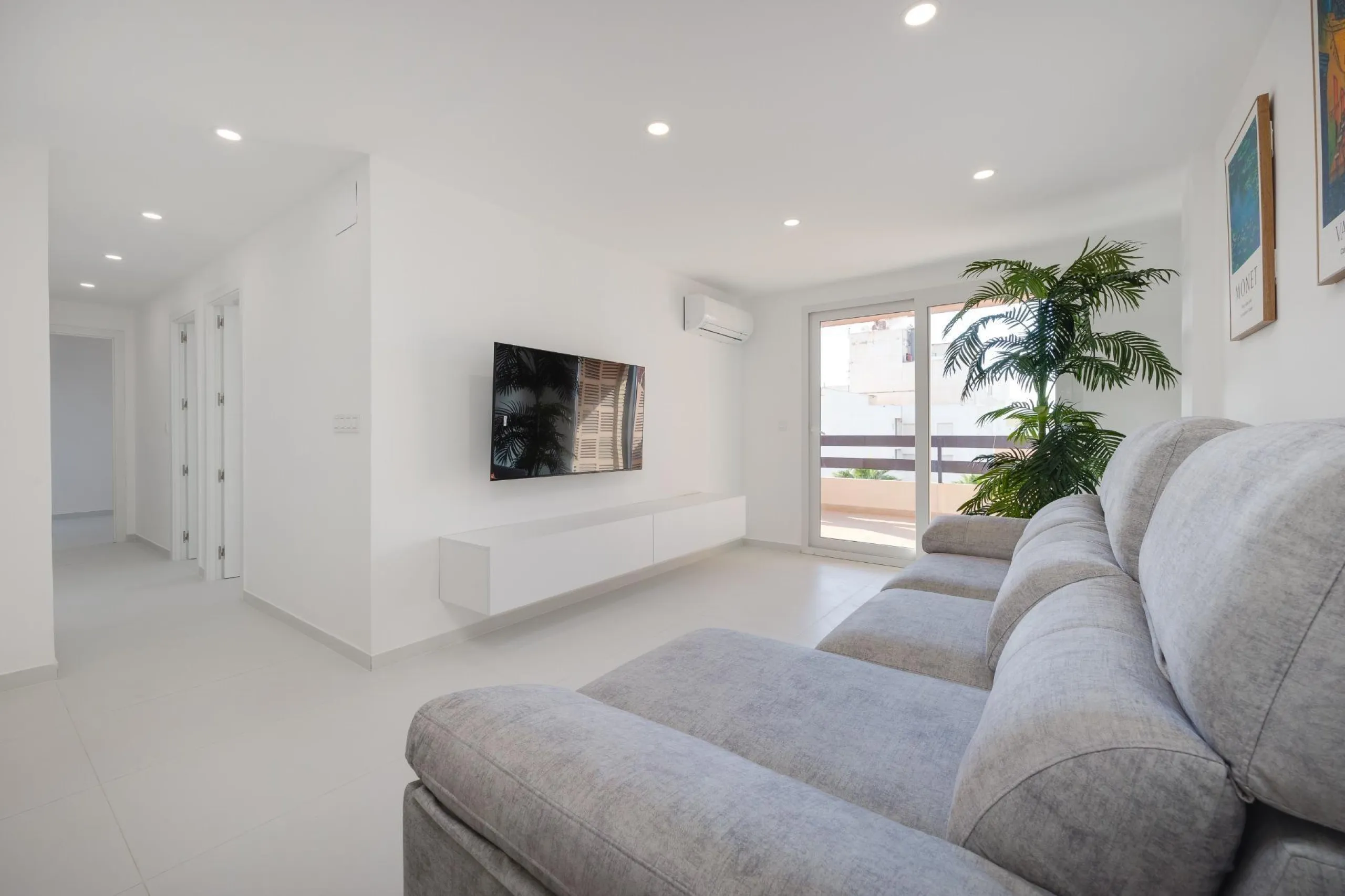 Moderno Apartamento Reformado en Playa de los Náufragos, Torrevieja 3 habitaciones 2 baños