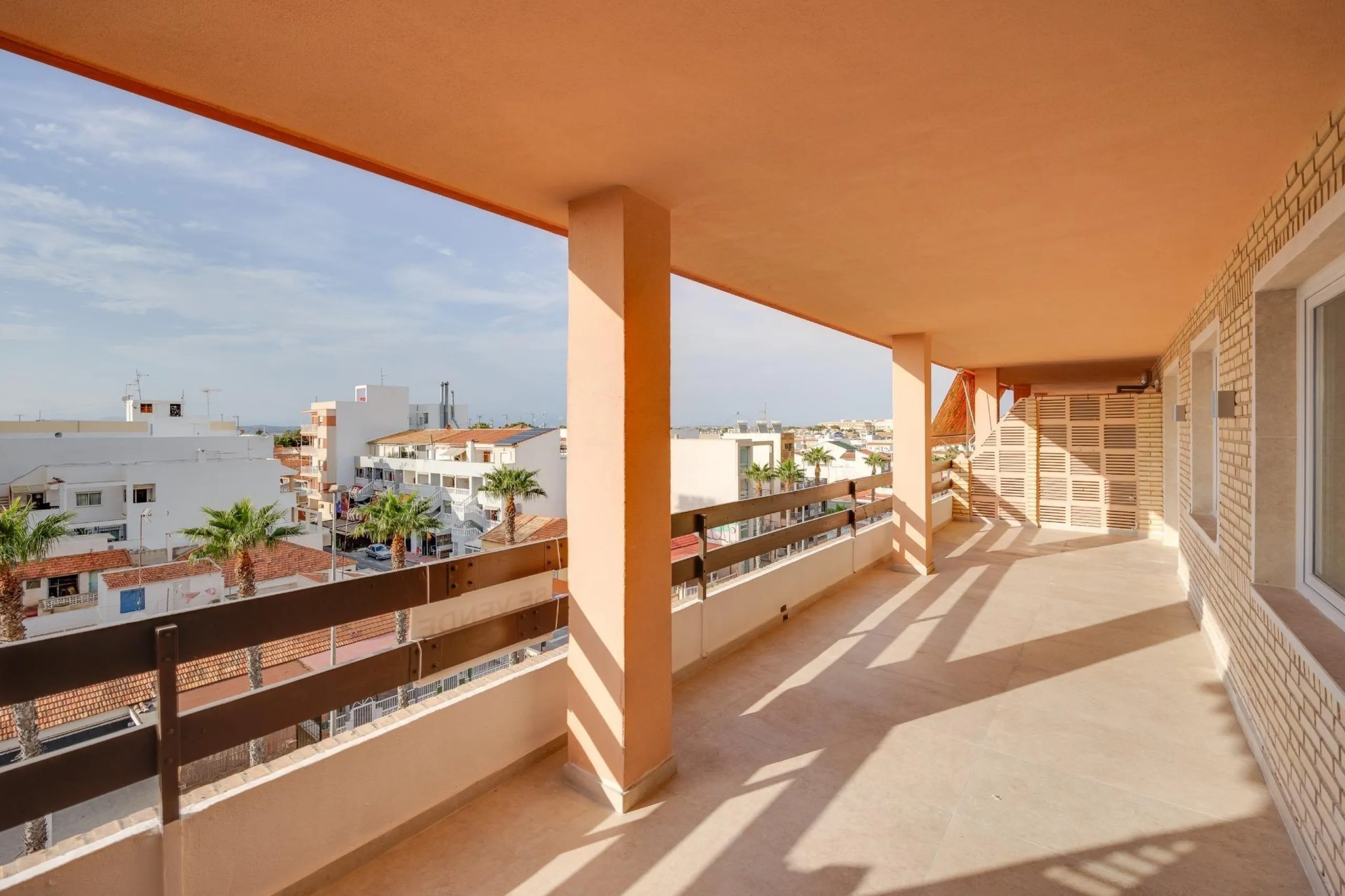 Moderno Apartamento Reformado en Playa de los Náufragos, Torrevieja 3 habitaciones 2 baños