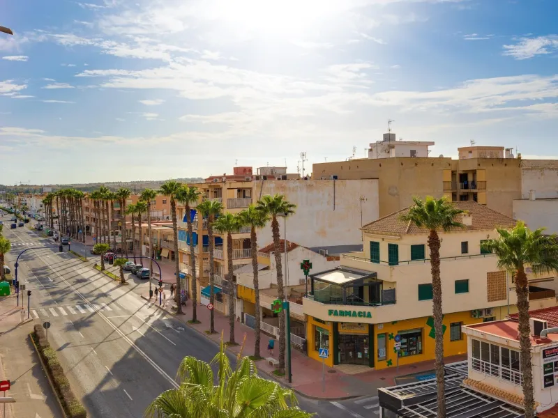 Moderno Apartamento Reformado en Playa de los Náufragos, Torrevieja 3 habitaciones 2 baños