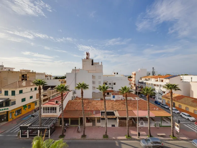 Moderno Apartamento Reformado en Playa de los Náufragos, Torrevieja 3 habitaciones 2 baños
