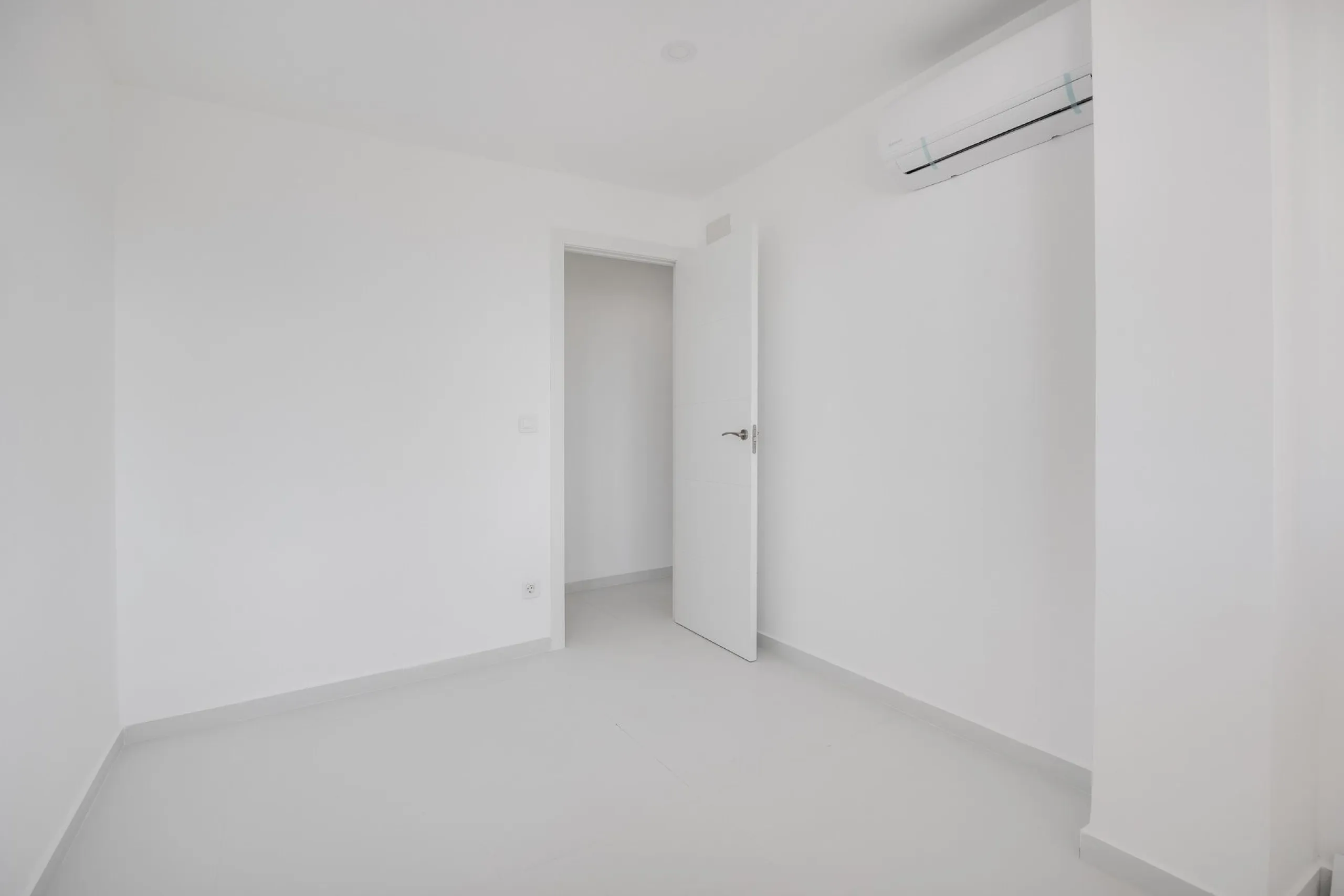 Moderno Apartamento Reformado en Playa de los Náufragos, Torrevieja 3 habitaciones 2 baños