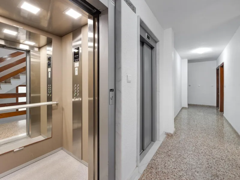 Moderno Apartamento Reformado en Playa de los Náufragos, Torrevieja 3 habitaciones 2 baños