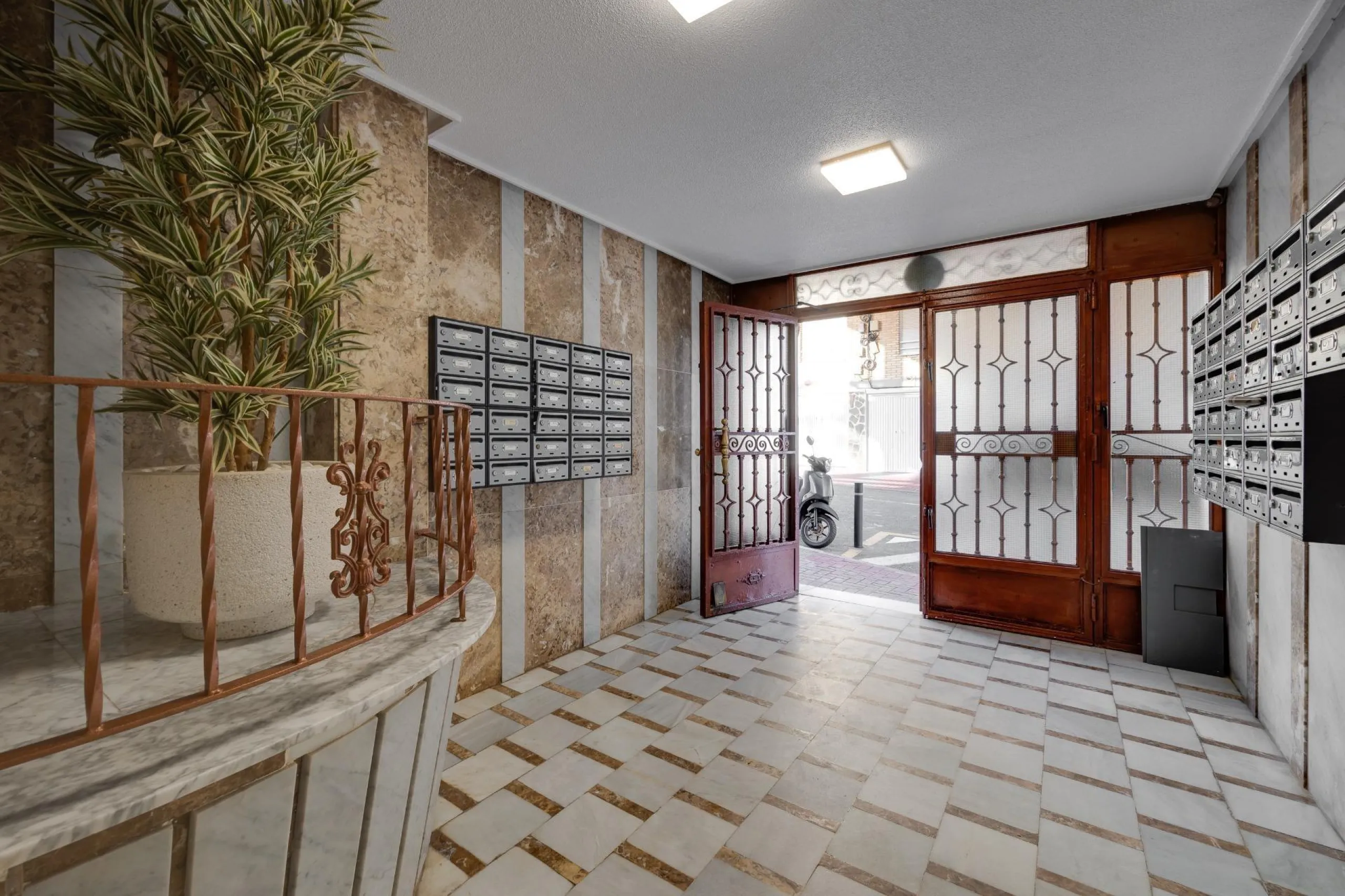 Moderno Apartamento Reformado en Playa de los Náufragos, Torrevieja 3 habitaciones 2 baños