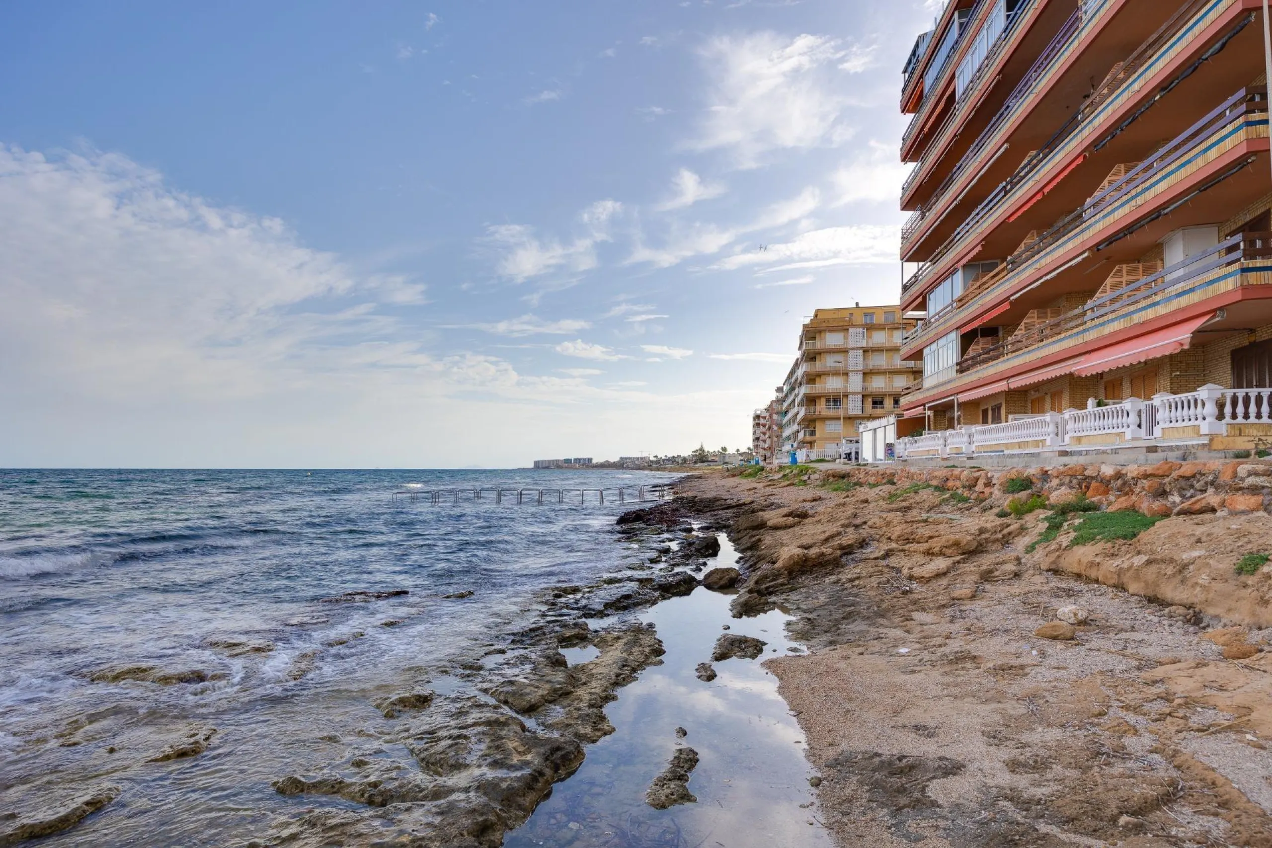 Moderno Apartamento Reformado en Playa de los Náufragos, Torrevieja 3 habitaciones 2 baños