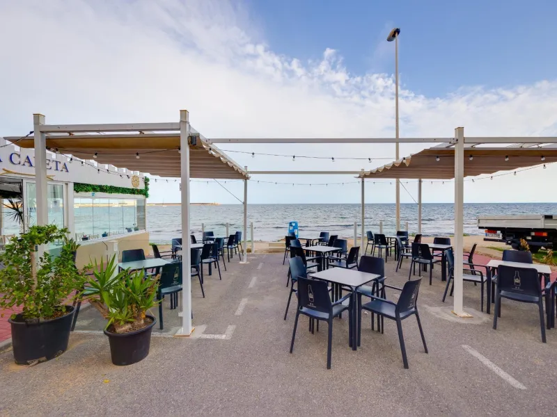 Moderno Apartamento Reformado en Playa de los Náufragos, Torrevieja 3 habitaciones 2 baños