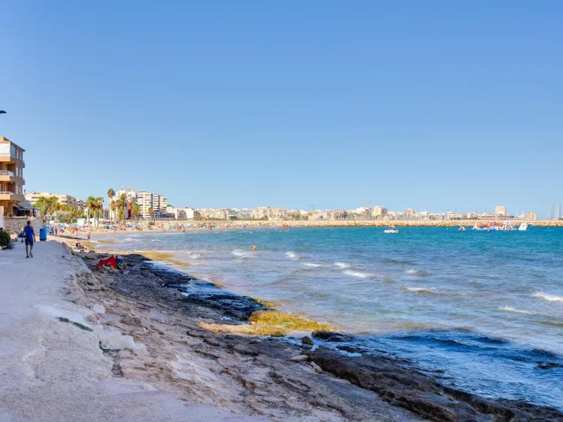 Moderno Apartamento Reformado en Playa de los Náufragos, Torrevieja 3 habitaciones 2 baños