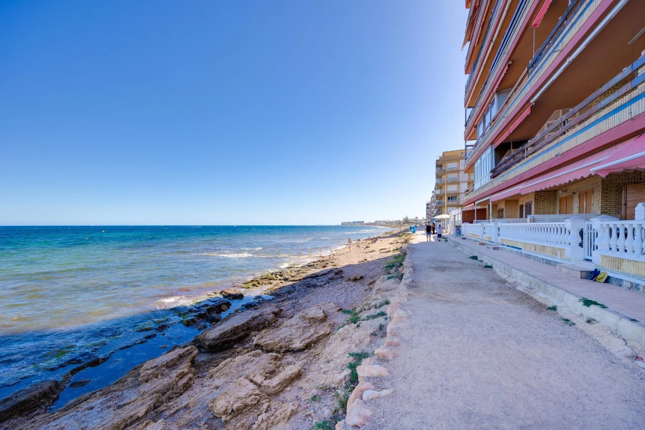 Moderno Apartamento Reformado en Playa de los Náufragos, Torrevieja 3 habitaciones 2 baños