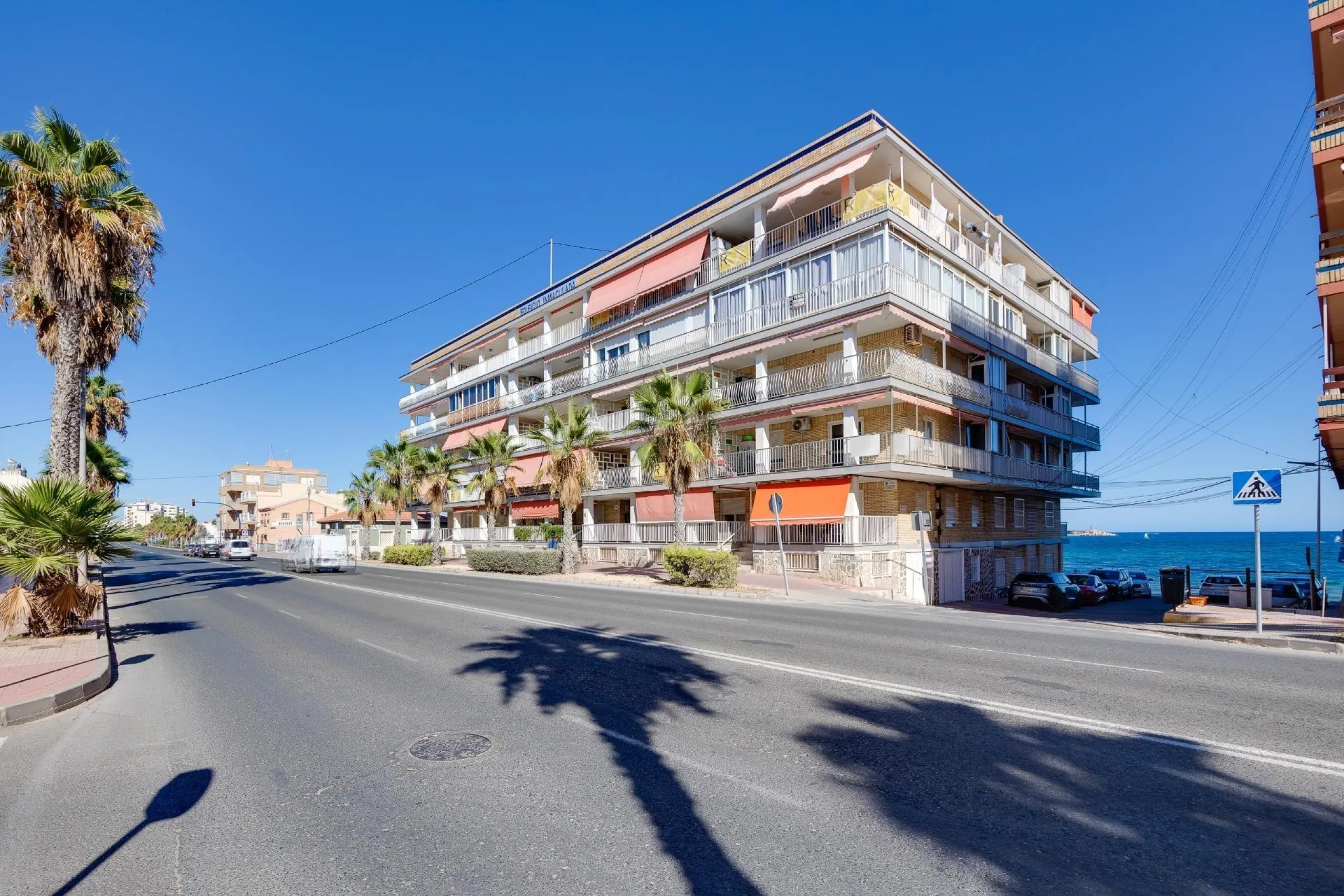 Moderno Apartamento Reformado en Playa de los Náufragos, Torrevieja 3 habitaciones 2 baños