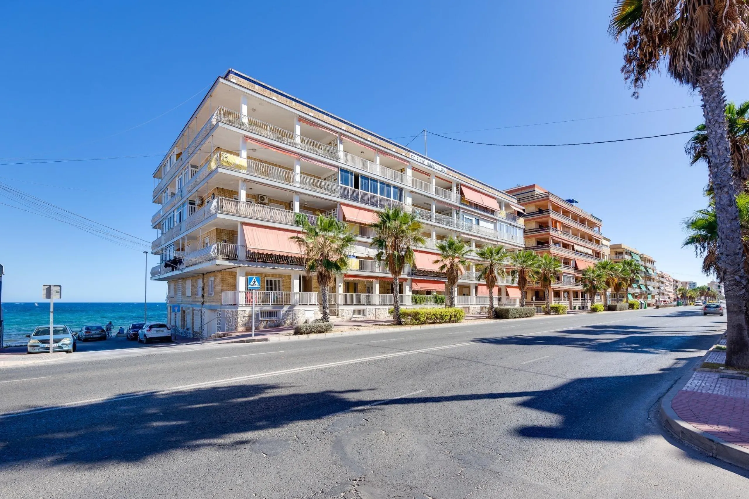 Moderno Apartamento Reformado en Playa de los Náufragos, Torrevieja 3 habitaciones 2 baños