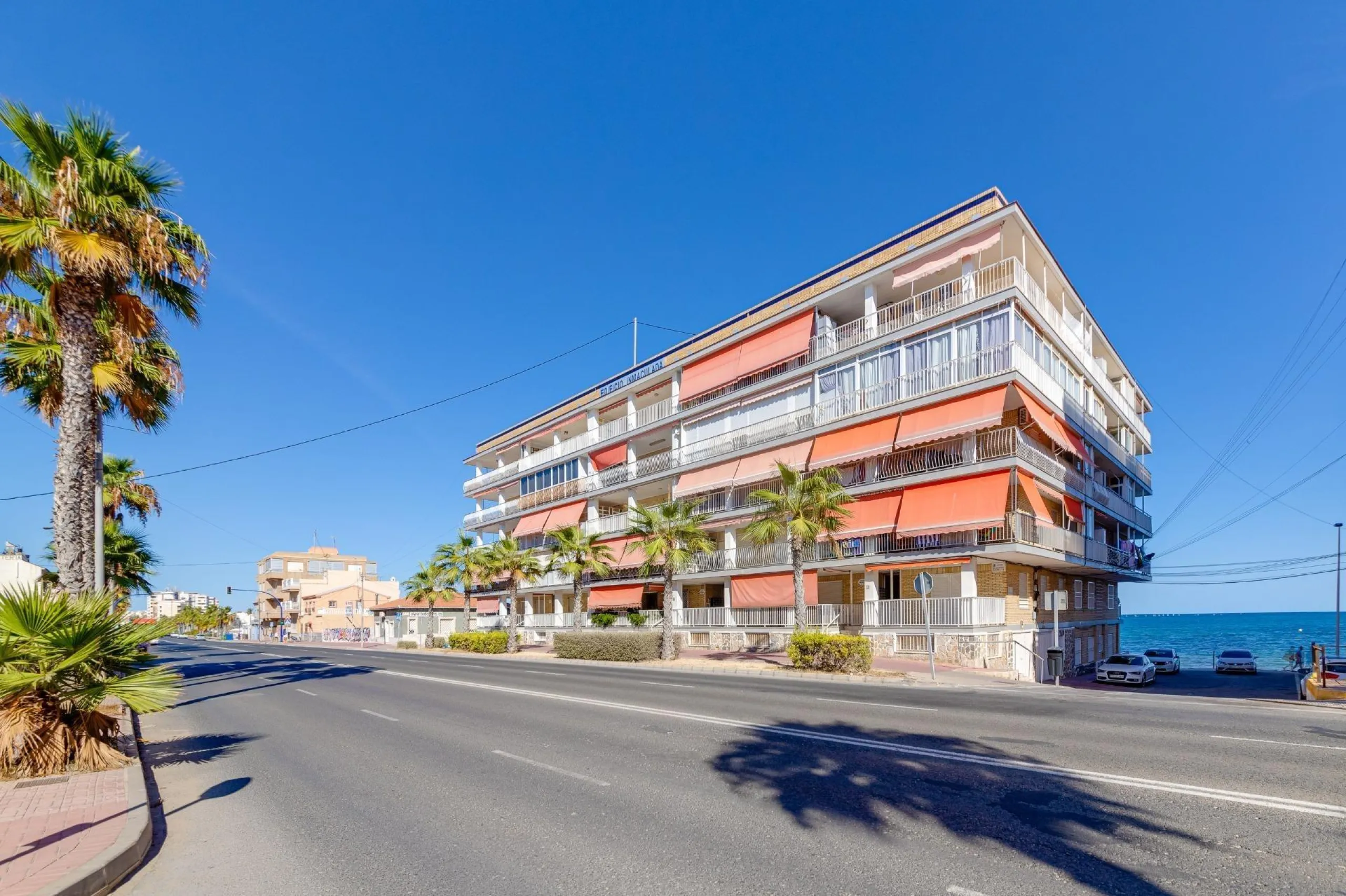 Moderno Apartamento Reformado en Playa de los Náufragos, Torrevieja 3 habitaciones 2 baños