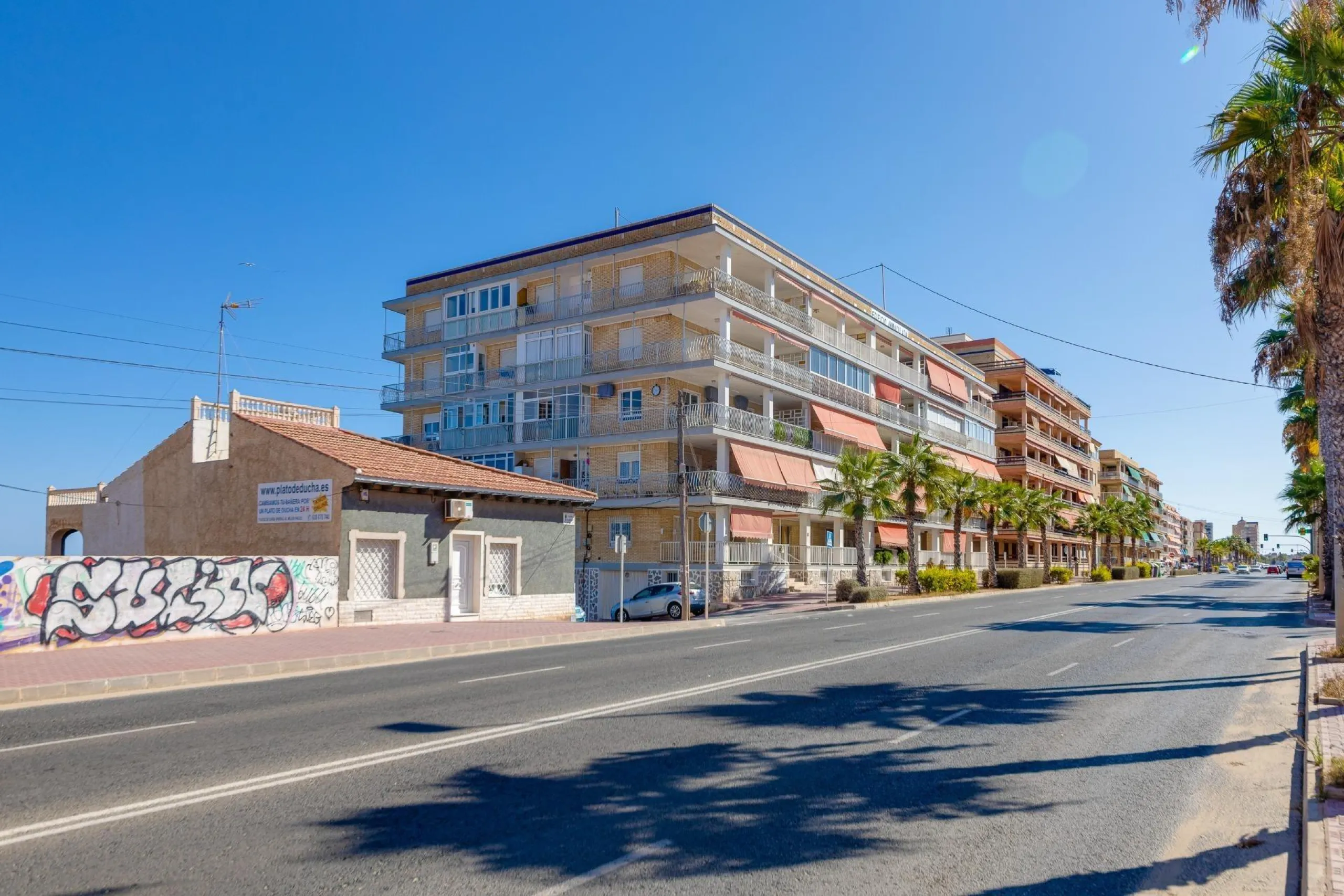 Moderno Apartamento Reformado en Playa de los Náufragos, Torrevieja 3 habitaciones 2 baños