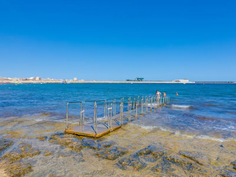Moderno Apartamento Reformado en Playa de los Náufragos, Torrevieja 3 habitaciones 2 baños