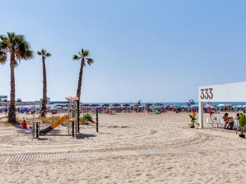 Moderno Apartamento Reformado en Playa de los Náufragos, Torrevieja 3 habitaciones 2 baños