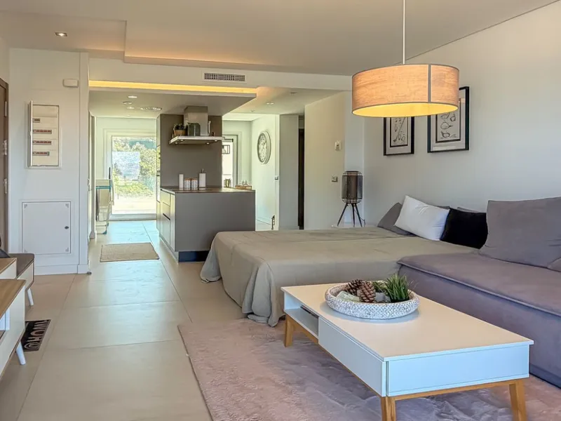 Wunderschöne 2-Zimmer-Wohnung mit 2 Bädern in Grand View – La Cala Golf