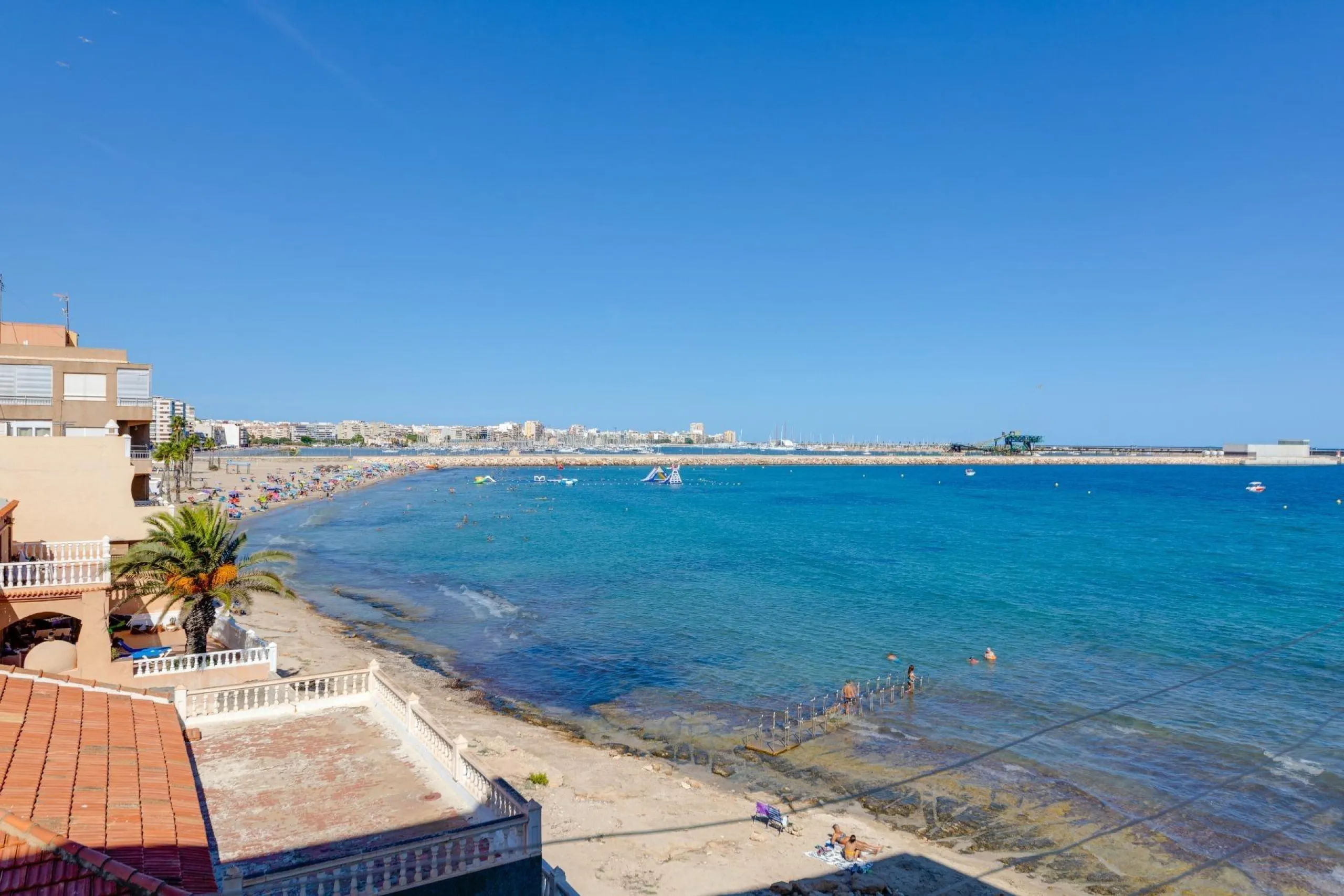 Moderno Apartamento Reformado en Playa de los Náufragos, Torrevieja 3 habitaciones 2 baños