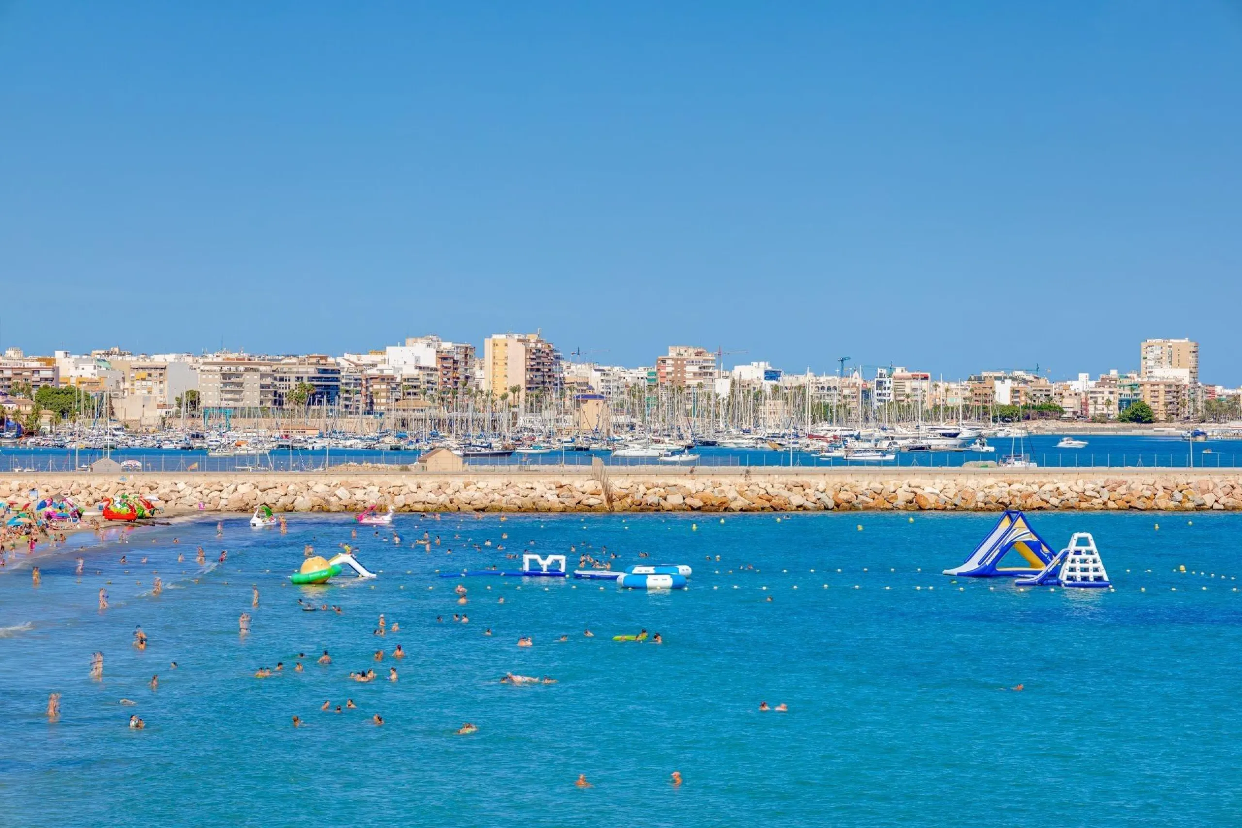 Moderno Apartamento Reformado en Playa de los Náufragos, Torrevieja 3 habitaciones 2 baños