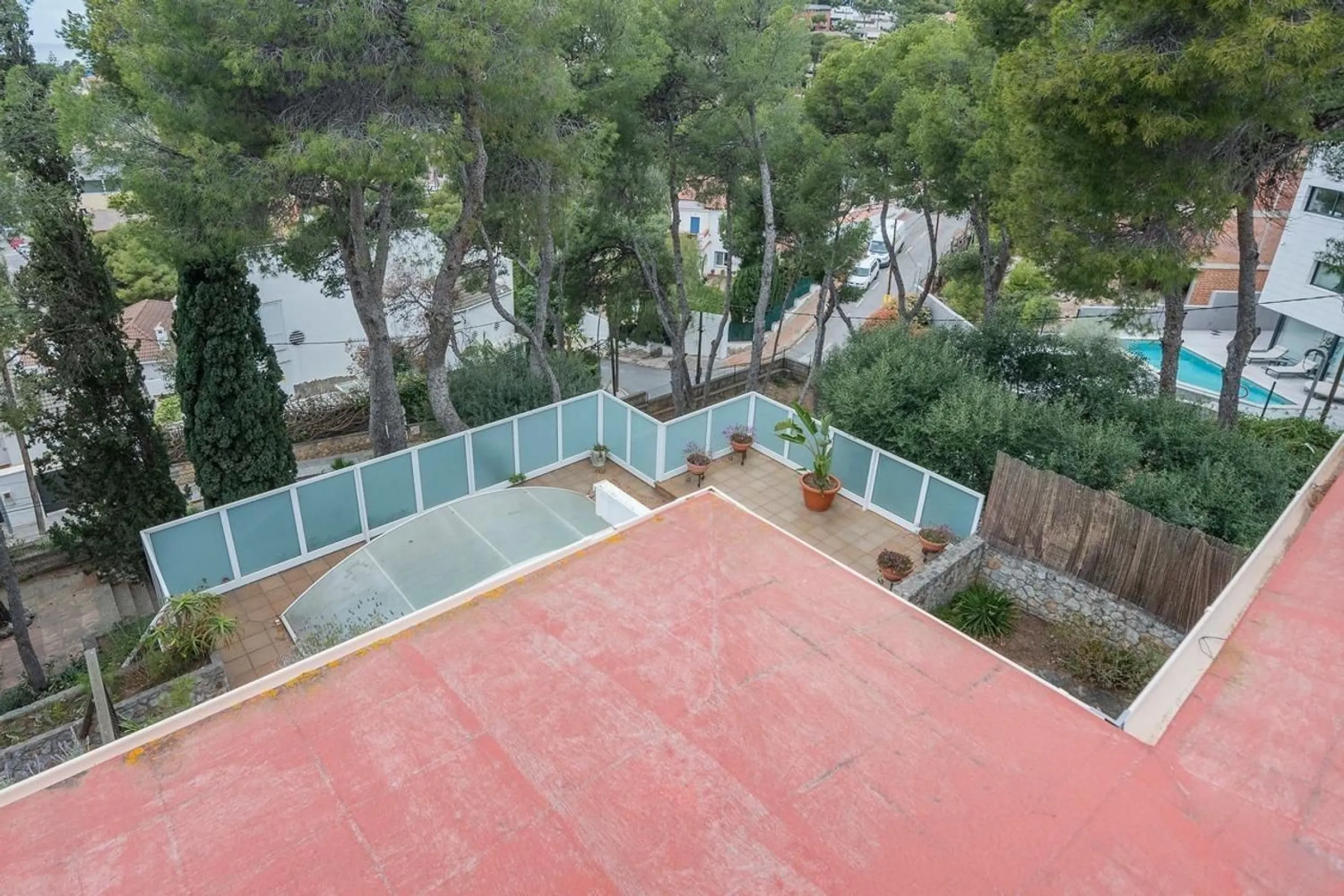 Exclusive villa with sea views and pool in Bellamar, Castelldefels