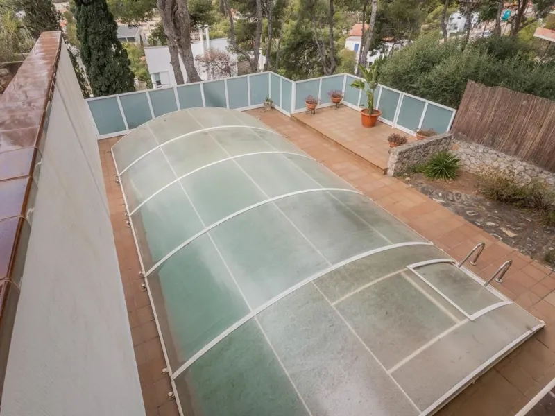 Exclusive villa with sea views and pool in Bellamar, Castelldefels