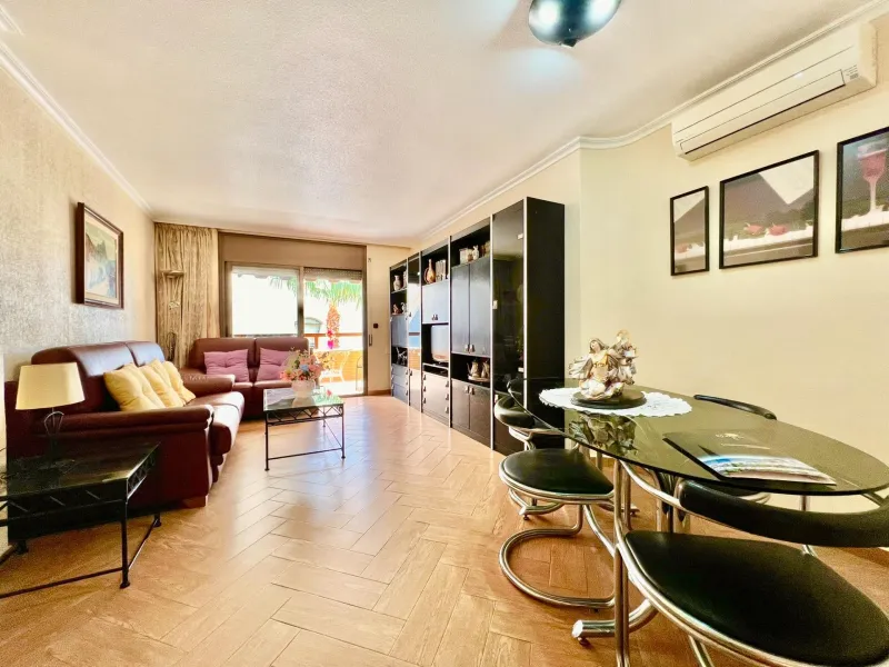 COMFORT, SPACIOUSNESS AND EXCLUSIVITY. 145m2 APARTMENT IN A PRIVILEGED LOCATION WITH A PRIVATE COMMUNITY SOLARIUM OF 60m2