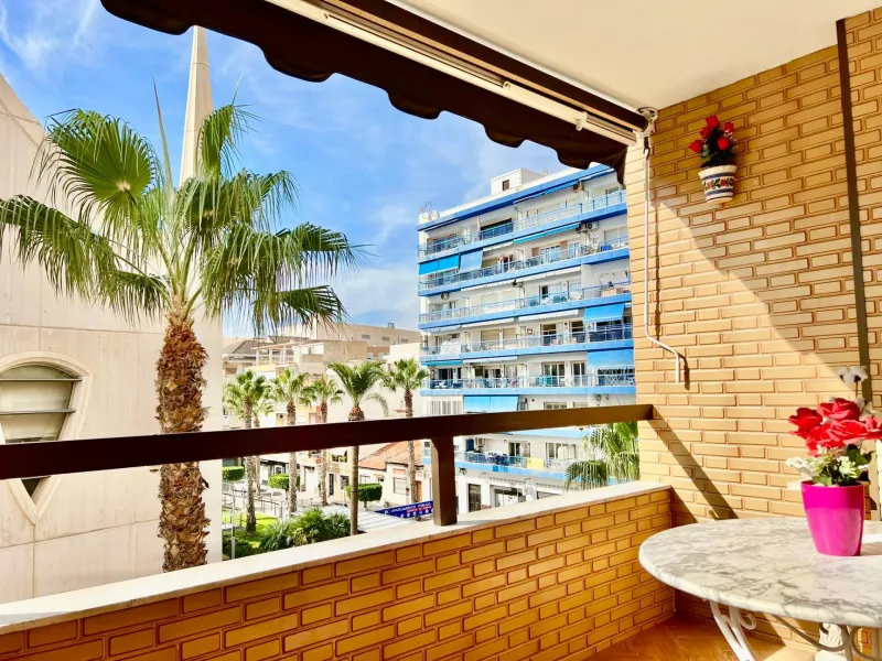 COMFORT, SPACIOUSNESS AND EXCLUSIVITY. 145m2 APARTMENT IN A PRIVILEGED LOCATION WITH A PRIVATE COMMUNITY SOLARIUM OF 60m2