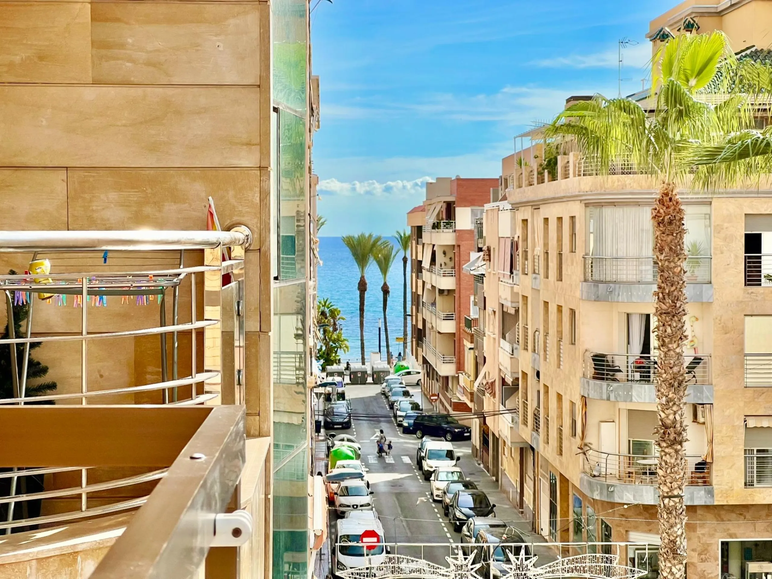 COMFORT, SPACIOUSNESS AND EXCLUSIVITY. 145m2 APARTMENT IN A PRIVILEGED LOCATION WITH A PRIVATE COMMUNITY SOLARIUM OF 60m2