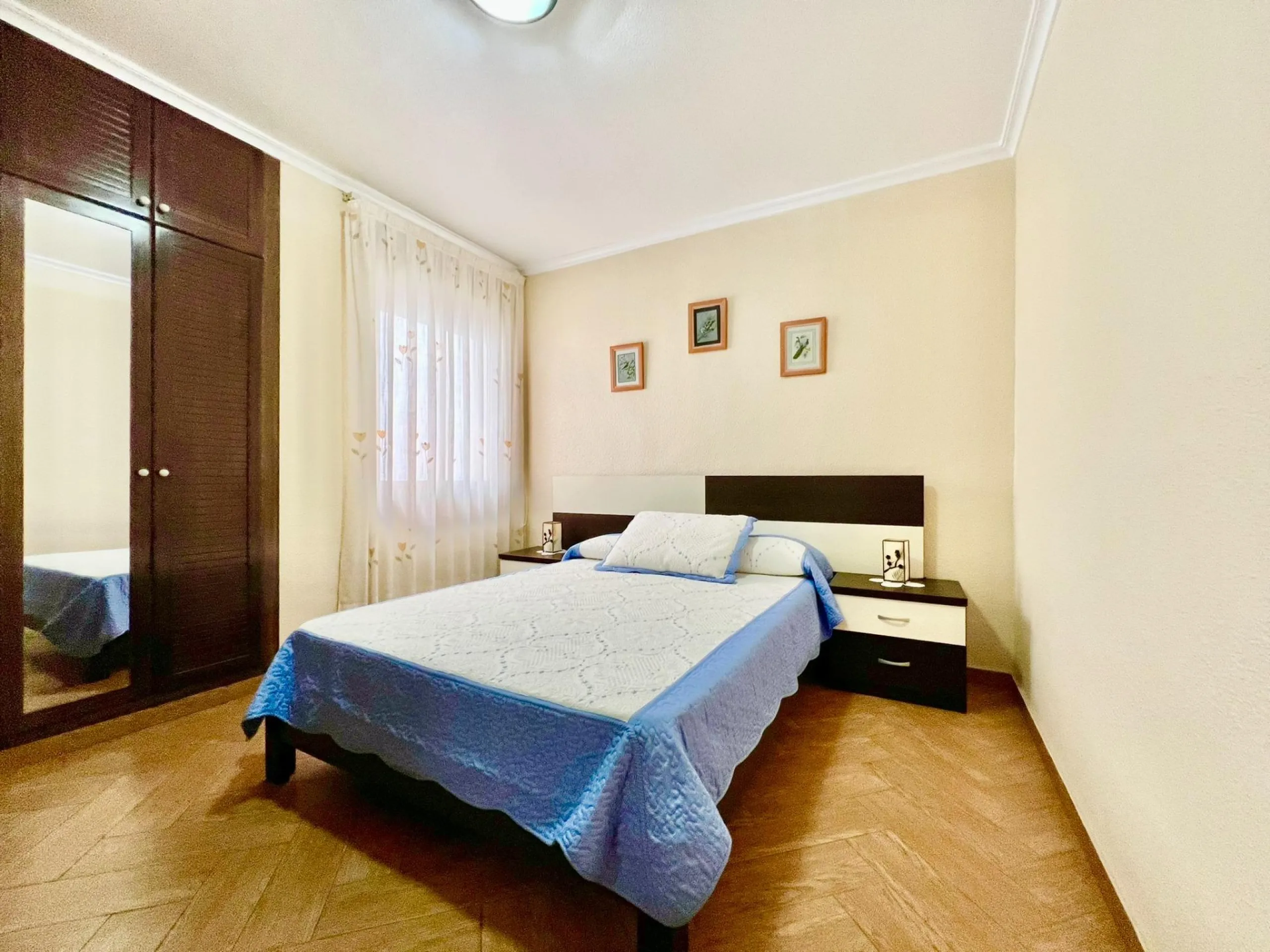 COMFORT, SPACIOUSNESS AND EXCLUSIVITY. 145m2 APARTMENT IN A PRIVILEGED LOCATION WITH A PRIVATE COMMUNITY SOLARIUM OF 60m2