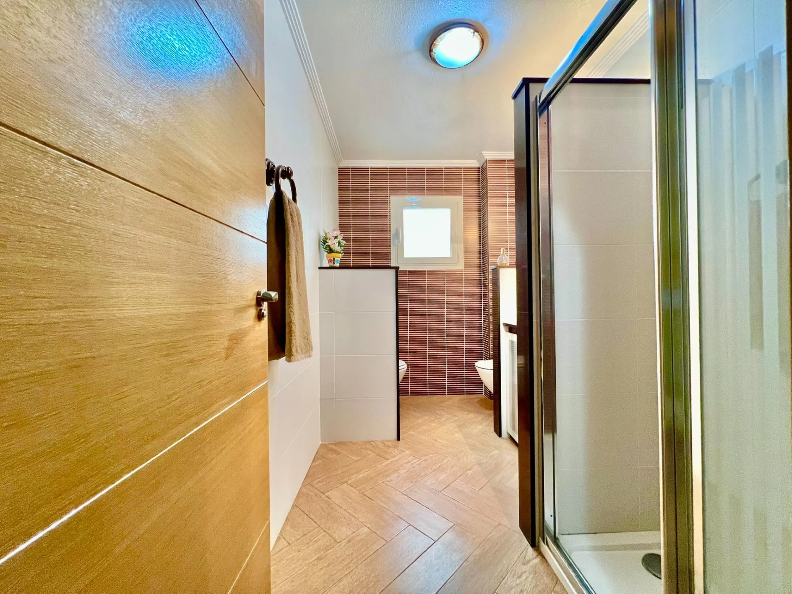 COMFORT, SPACIOUSNESS AND EXCLUSIVITY. 145m2 APARTMENT IN A PRIVILEGED LOCATION WITH A PRIVATE COMMUNITY SOLARIUM OF 60m2