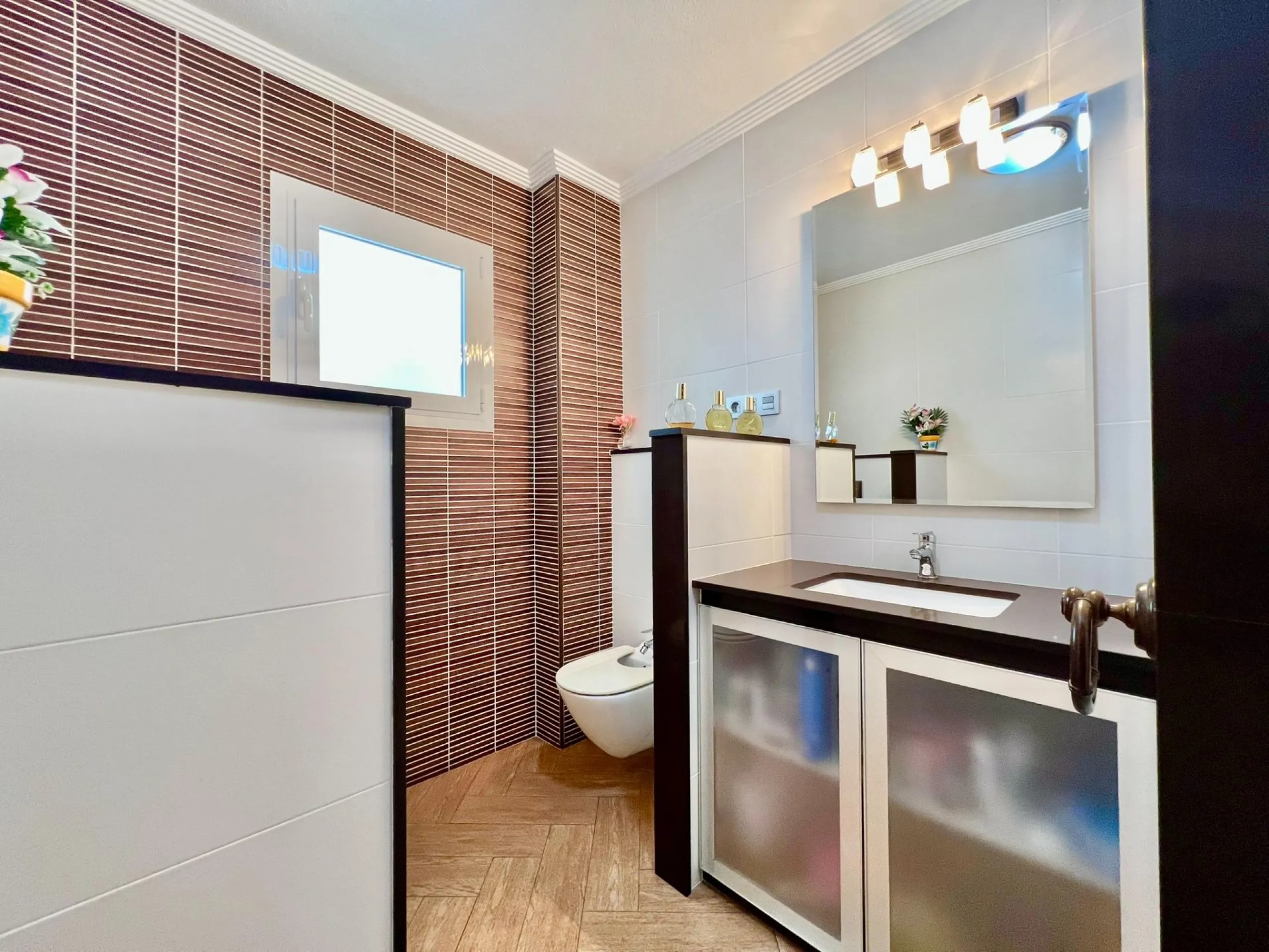 COMFORT, SPACIOUSNESS AND EXCLUSIVITY. 145m2 APARTMENT IN A PRIVILEGED LOCATION WITH A PRIVATE COMMUNITY SOLARIUM OF 60m2