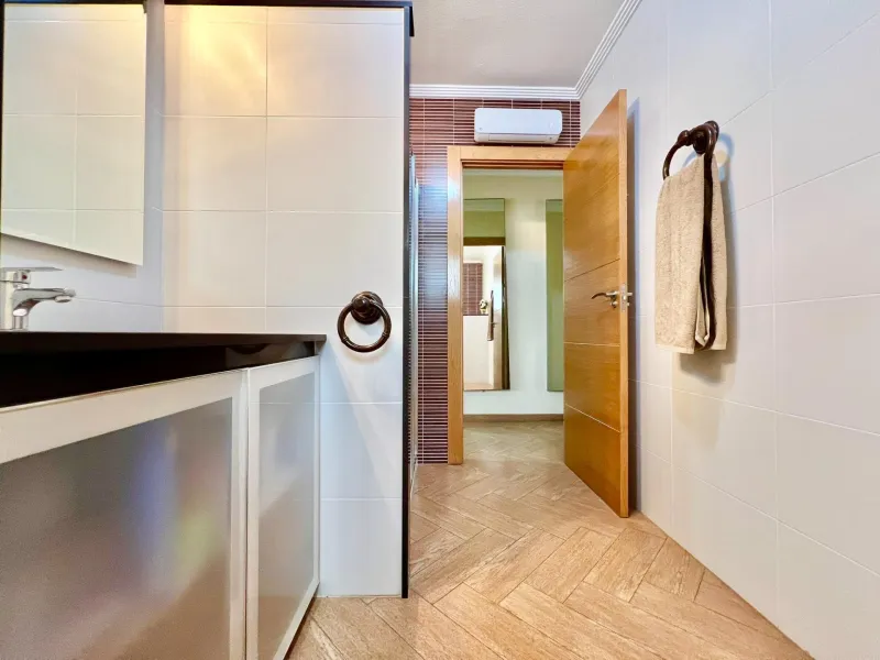 COMFORT, SPACIOUSNESS AND EXCLUSIVITY. 145m2 APARTMENT IN A PRIVILEGED LOCATION WITH A PRIVATE COMMUNITY SOLARIUM OF 60m2