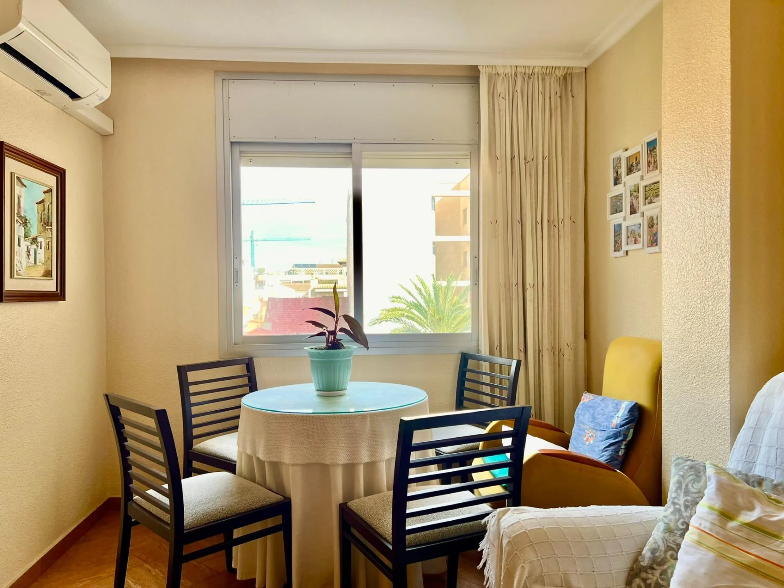 COMFORT, SPACIOUSNESS AND EXCLUSIVITY. 145m2 APARTMENT IN A PRIVILEGED LOCATION WITH A PRIVATE COMMUNITY SOLARIUM OF 60m2