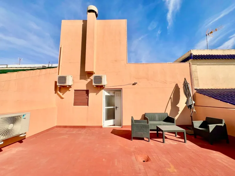 COMFORT, SPACIOUSNESS AND EXCLUSIVITY. 145m2 APARTMENT IN A PRIVILEGED LOCATION WITH A PRIVATE COMMUNITY SOLARIUM OF 60m2