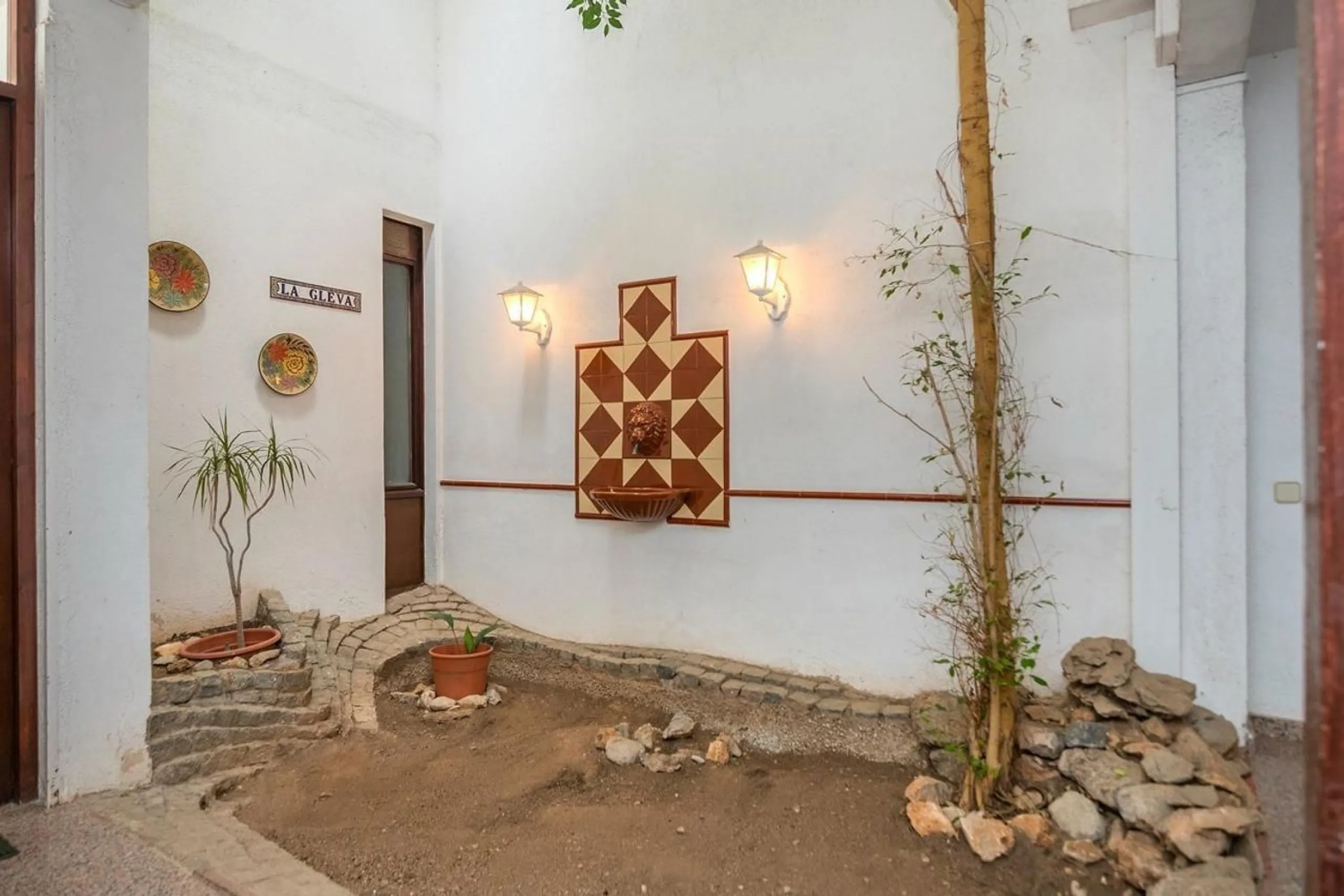 Exclusive villa with sea views and pool in Bellamar, Castelldefels