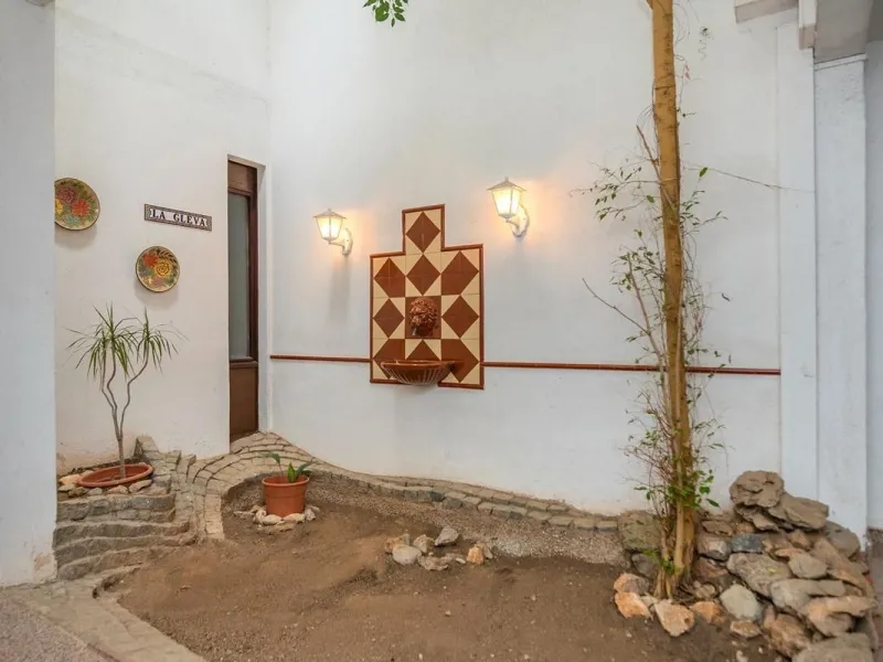 Exclusive villa with sea views and pool in Bellamar, Castelldefels