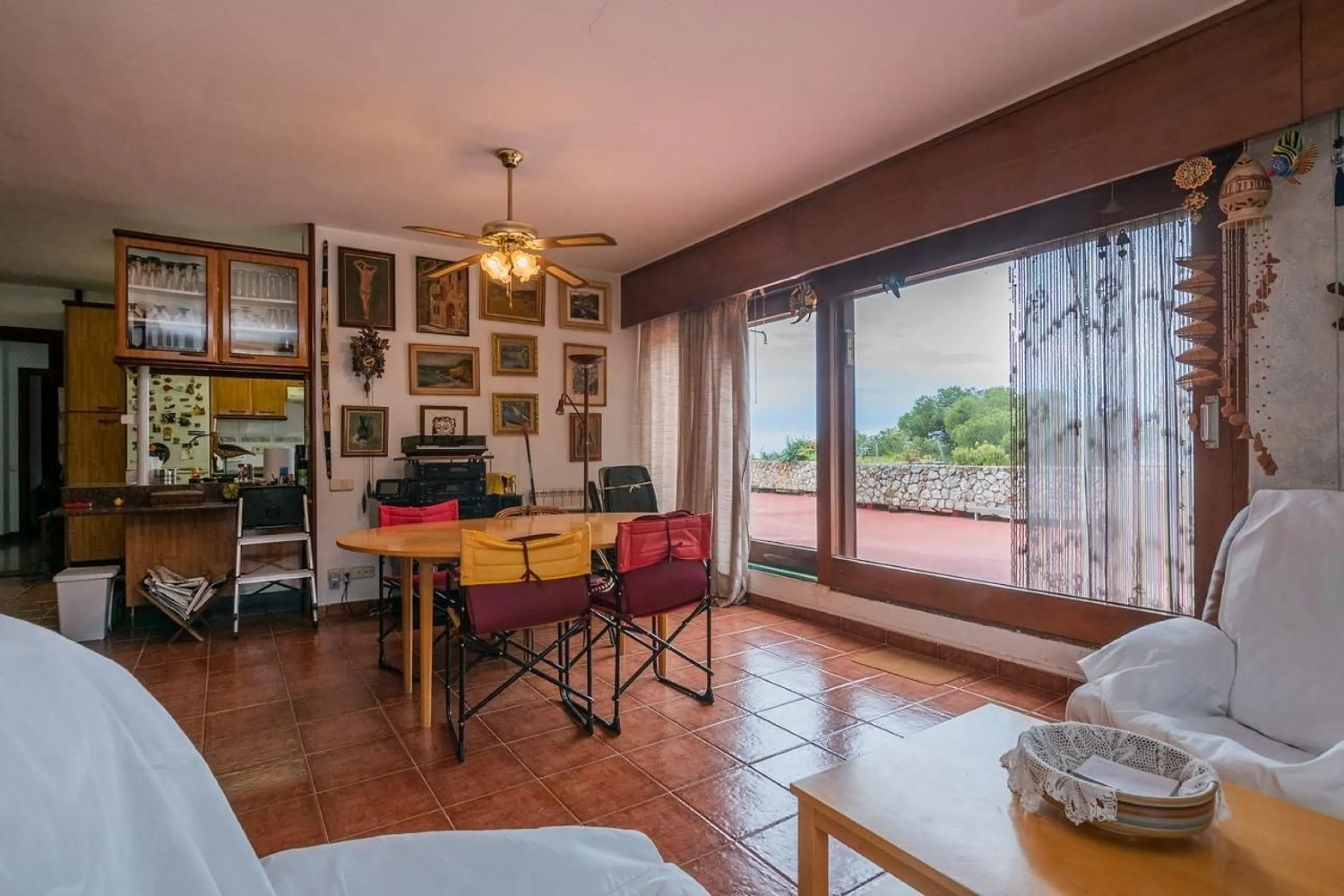 Exclusive villa with sea views and pool in Bellamar, Castelldefels