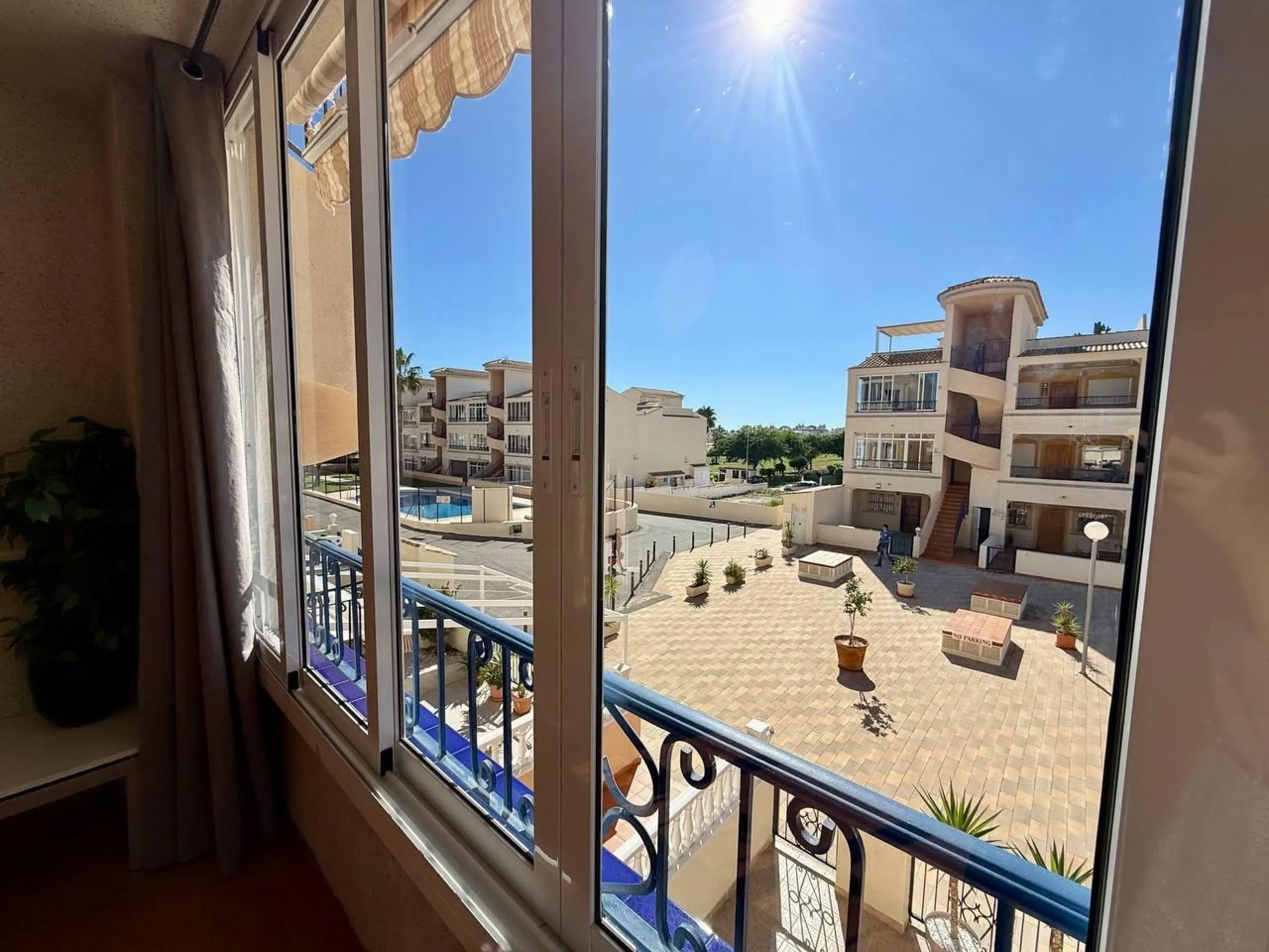 Exclusivo apartamento con 2 dormitorios, 1 baño y piscina