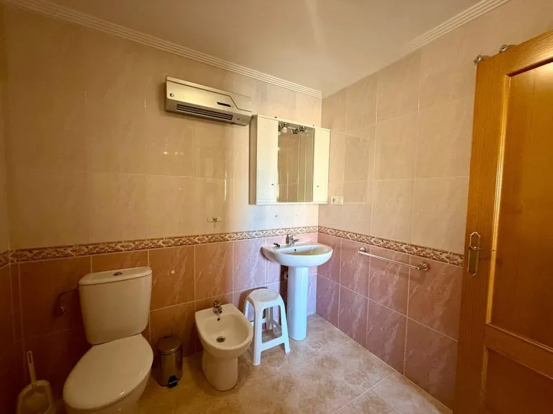 Exclusivo apartamento con 2 dormitorios, 1 baño y piscina