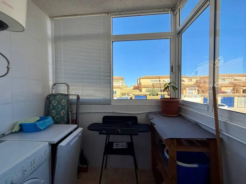 Exclusivo apartamento con 2 dormitorios, 1 baño y piscina