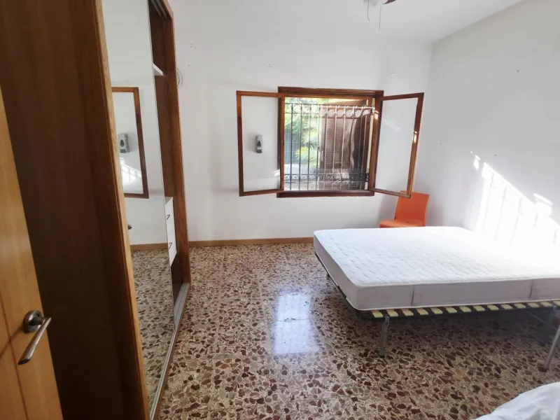 Magnífico chalet con amplias posibilidades en La Albufereta – Playa de San Juan (Alicante)