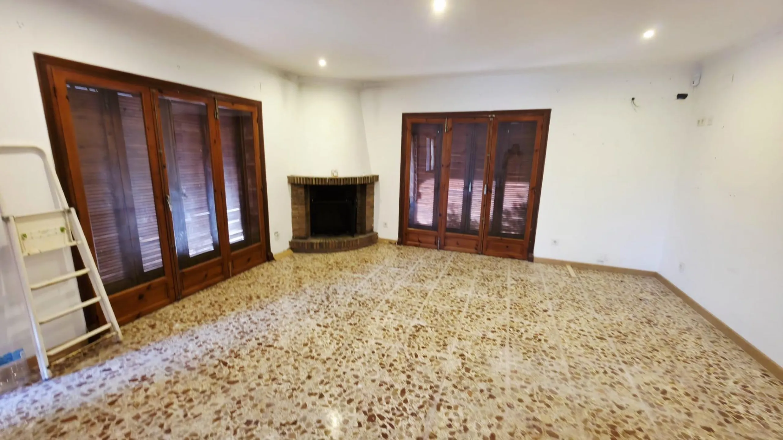Magnífico chalet con amplias posibilidades en La Albufereta – Playa de San Juan (Alicante)
