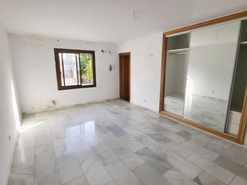 Magnífico chalet con amplias posibilidades en La Albufereta – Playa de San Juan (Alicante)