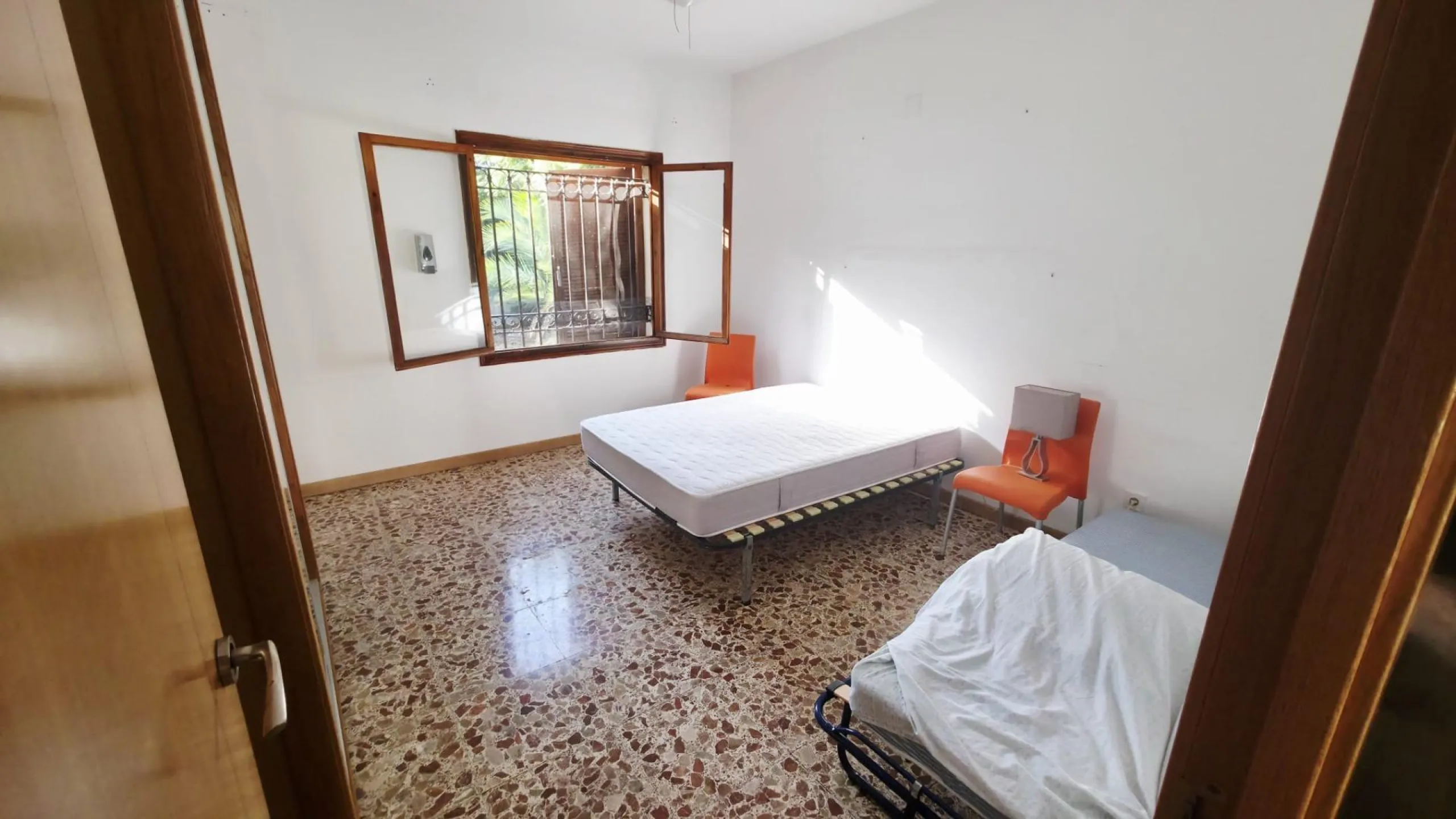 Magnífico chalet con amplias posibilidades en La Albufereta – Playa de San Juan (Alicante)
