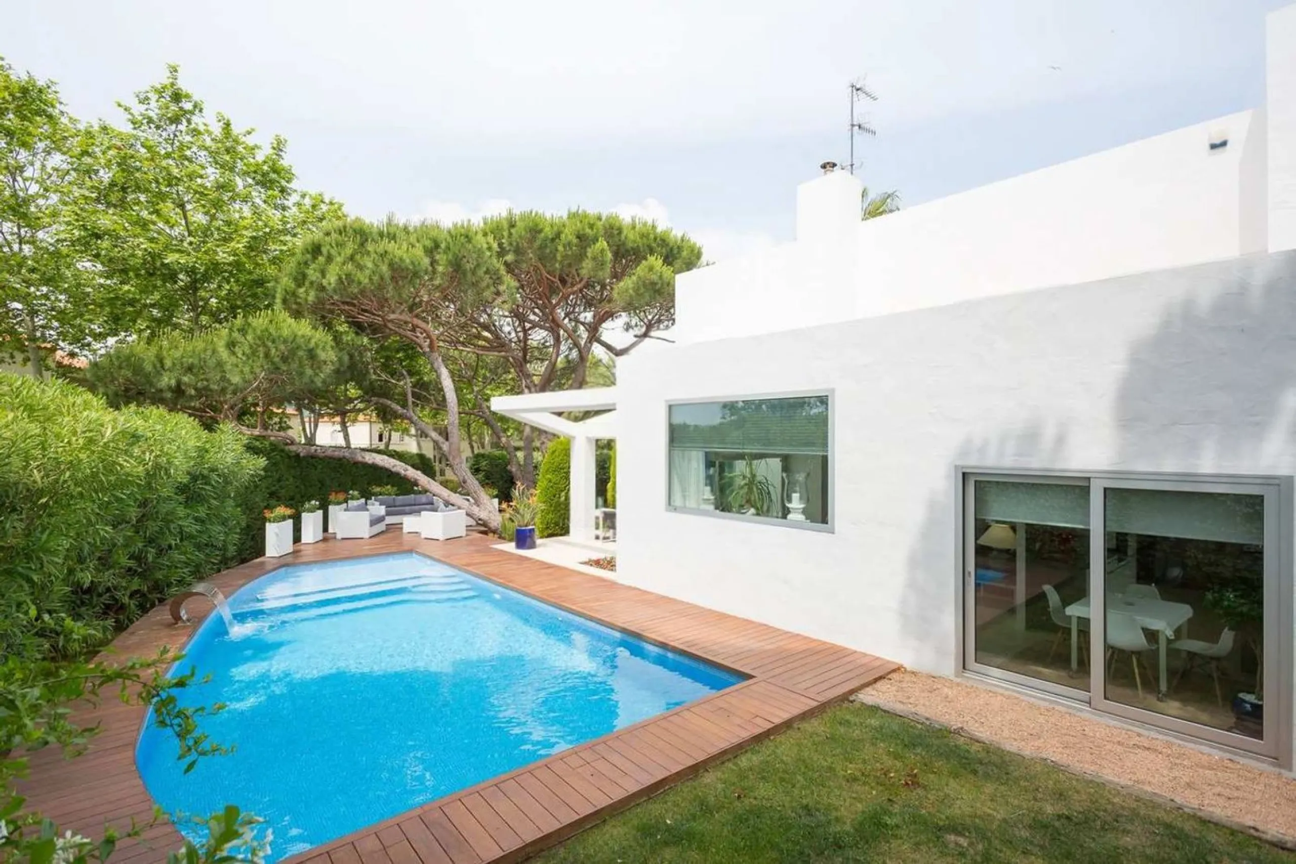 Modern Bright Home with Pool in S’Agaró Vell, Costa Brava